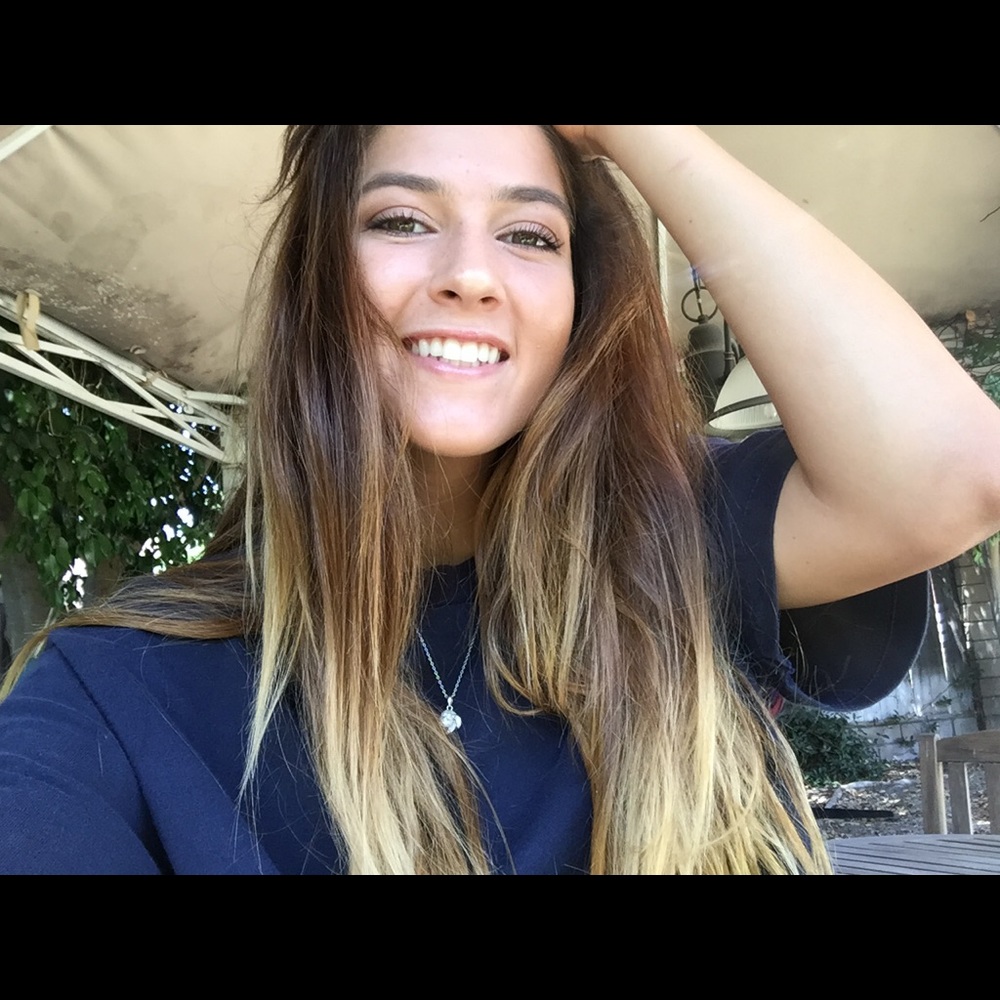 Meet your Posher, Devin