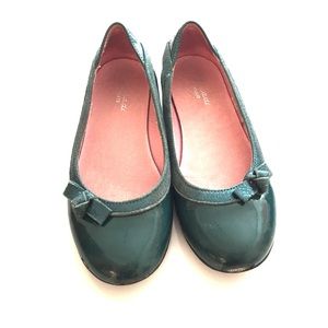 Jacadi teal color patent leather ballet flats
