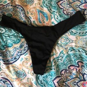 NWOT Victoria's Secret thong bikini bottom