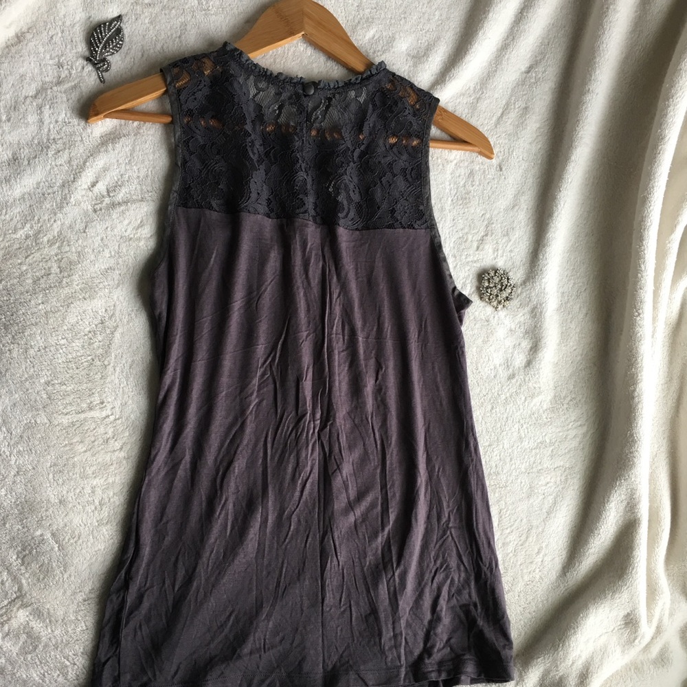 HP! {VELVET by GRAHAM & SPENCER}Silk Trim Lace Top - Picture 6 of 8