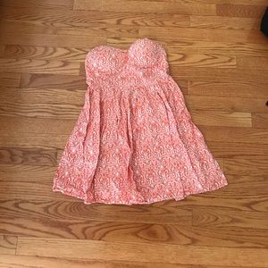 Cute peach strapless dress