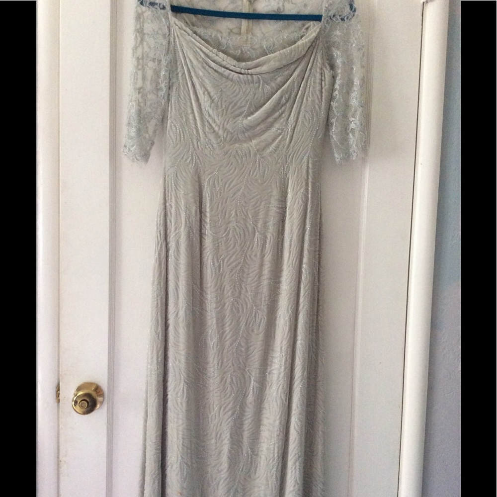 Vintage-Stunning-Velvet, beaded, lace, long gown
