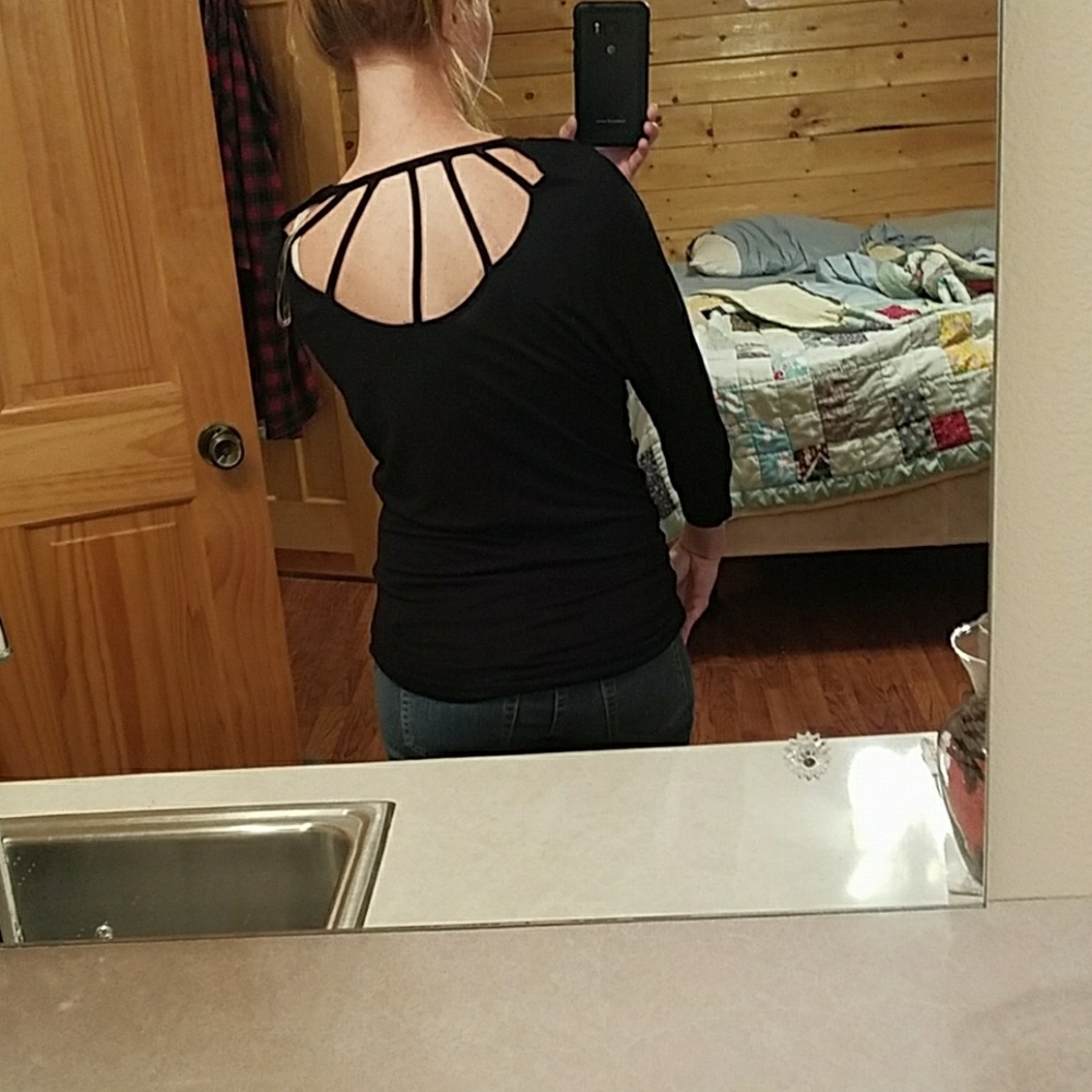 Top - Picture 5 of 5