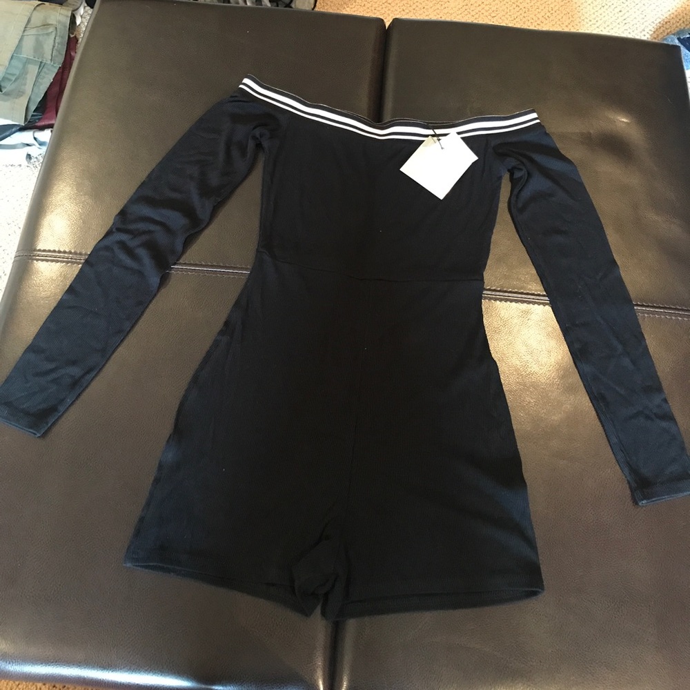 Black and white off shoulder long sleeve romper