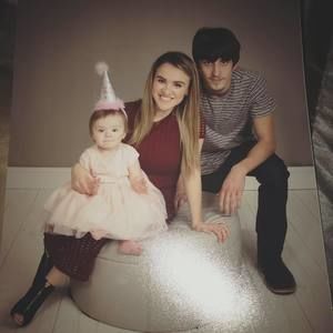 Meet your Posher, Besiana