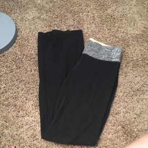 VS Yoga Pants