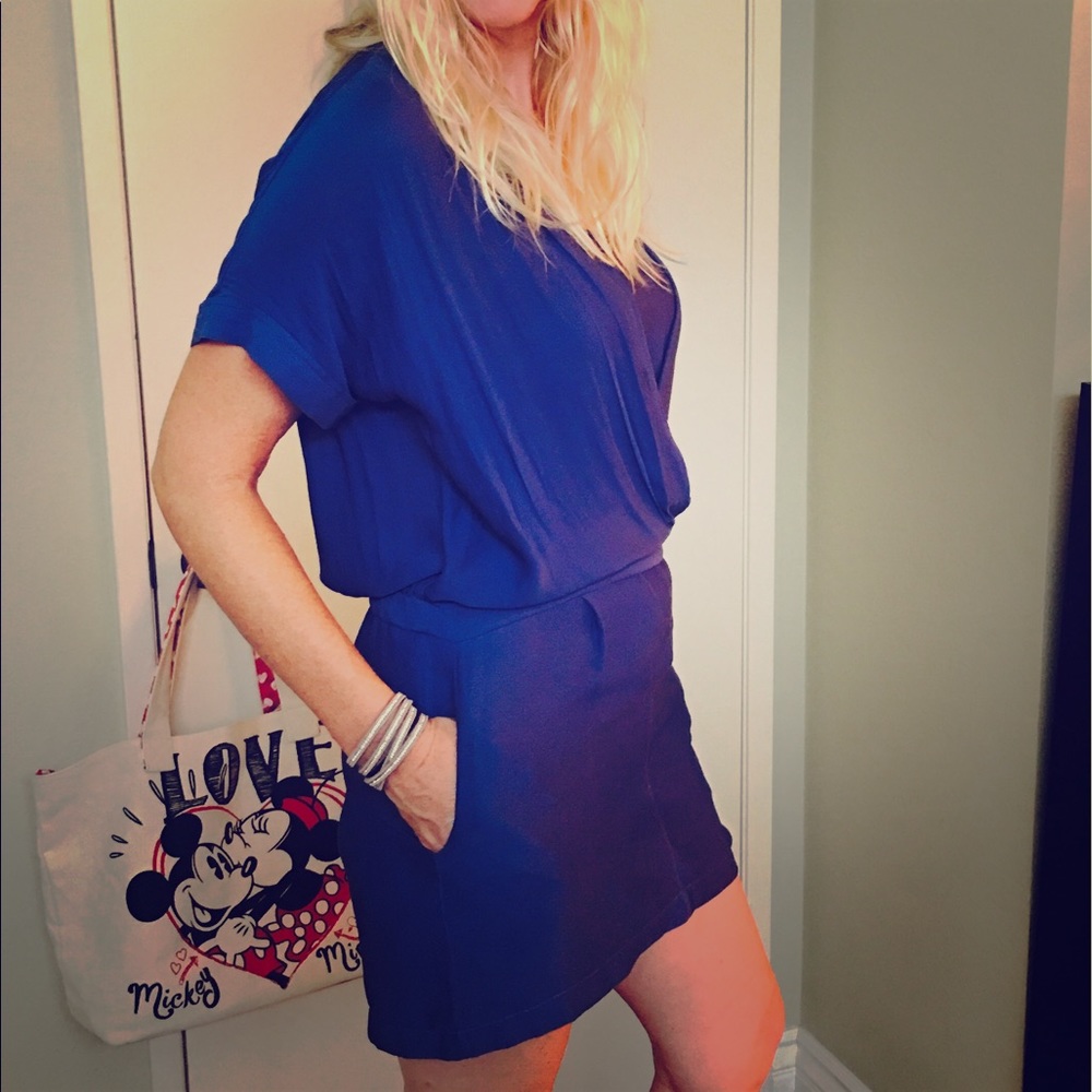 BCBG Blue Short Dress With pockets NWT