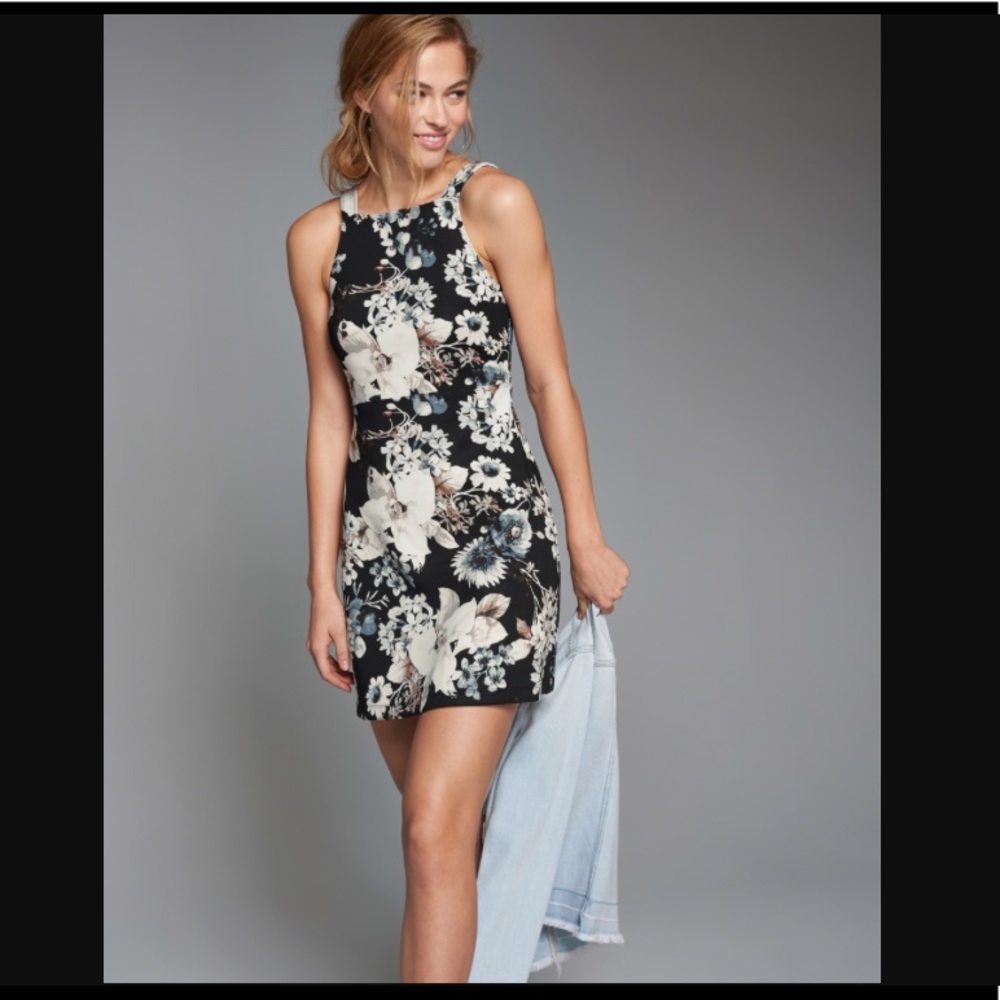 🆕NWT Abercrombie&Fitch Back Cut Out Floral Dress