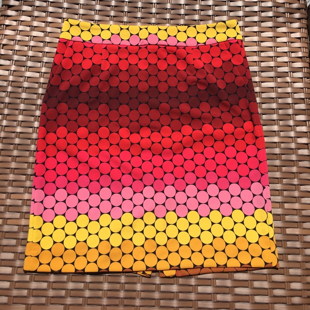 Pop-art pencil skirt