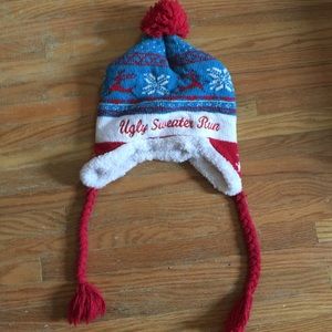 Ugly sweater run winter Christmas hat