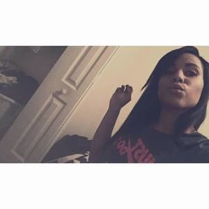 Meet your Posher, Ashleey