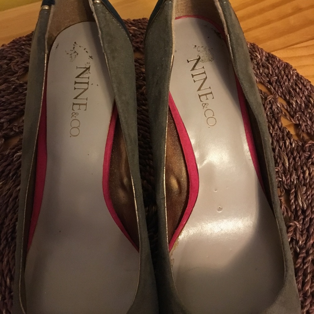 Color Block Suede Pump Shoes 👠 - Picture 6 of 6