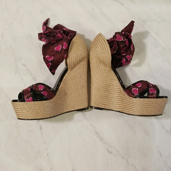 Gucci - Picture 2 of 8