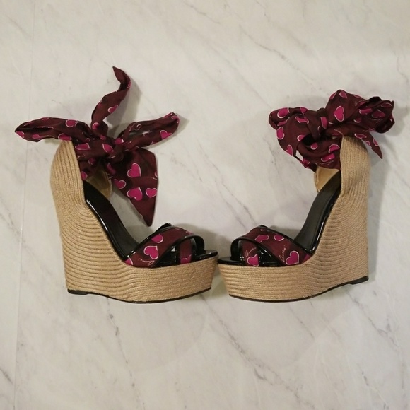 Gucci - Picture 3 of 8