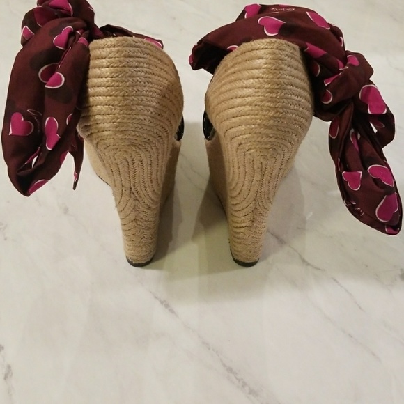 Gucci - Picture 5 of 8