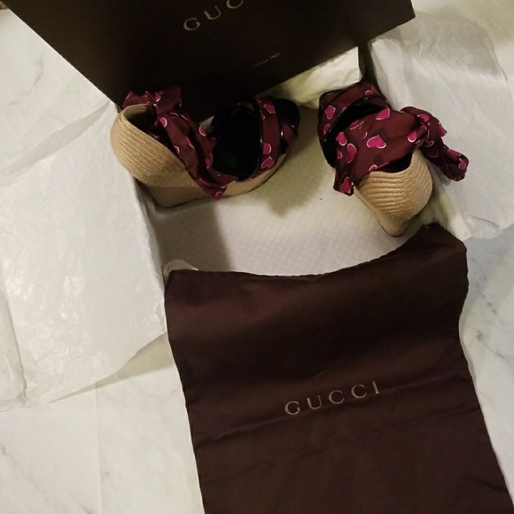 Gucci - Picture 7 of 8