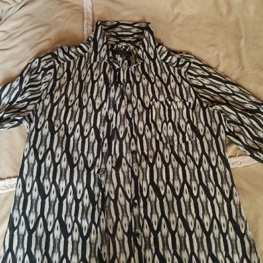Guess top