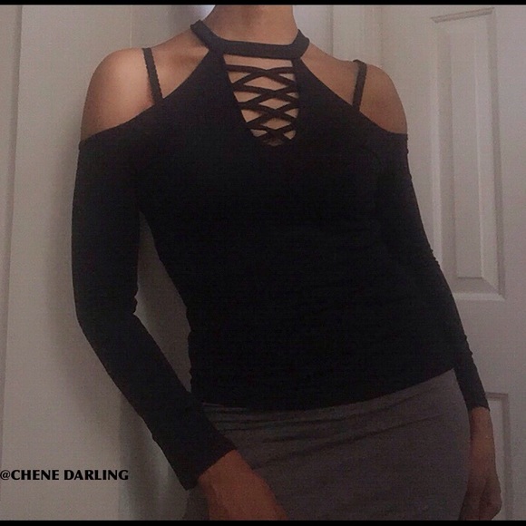 BLACK COLD SHOULDER CAGE TOP SIZE M - Picture 3 of 4