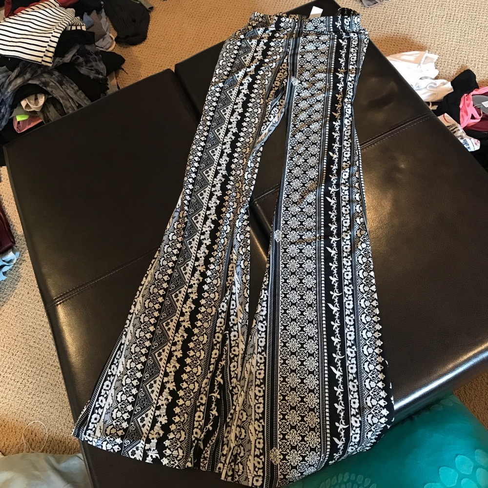 Flows pants