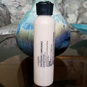 Photogenic Lumessence in Buff 6 (W)