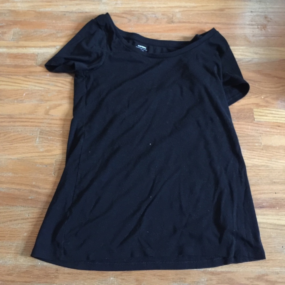 Black t shirt