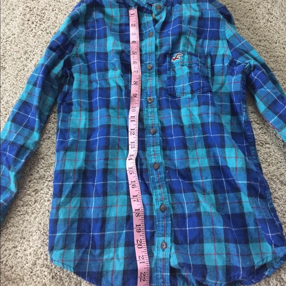 💰Blue plaid button up shirt - Picture 5 of 7