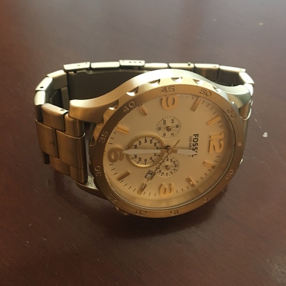 Fossil Watch - Picture 2 of 2
