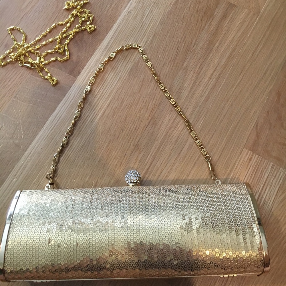 Cache Gold Clutch - Picture 3 of 5