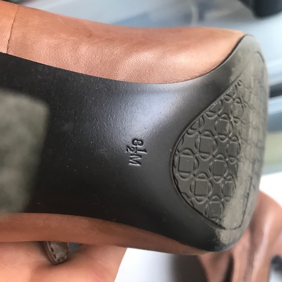 Brown Nine West heels - Picture 3 of 7