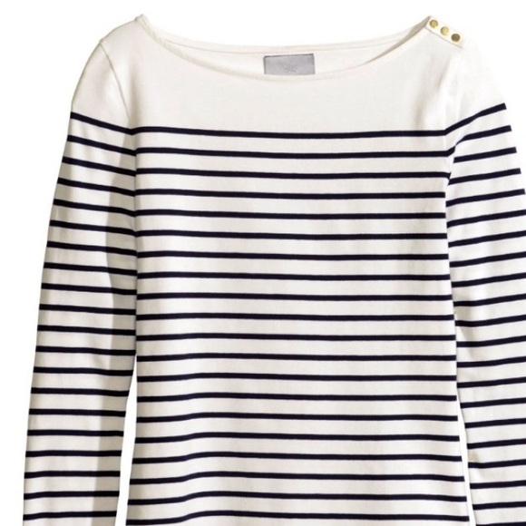 H&M Tops - H&M Long Sleeve Boatneck Stripe tee