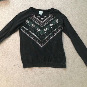Buckle tribal long sleeve