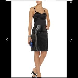 Provenza shoulders skirt