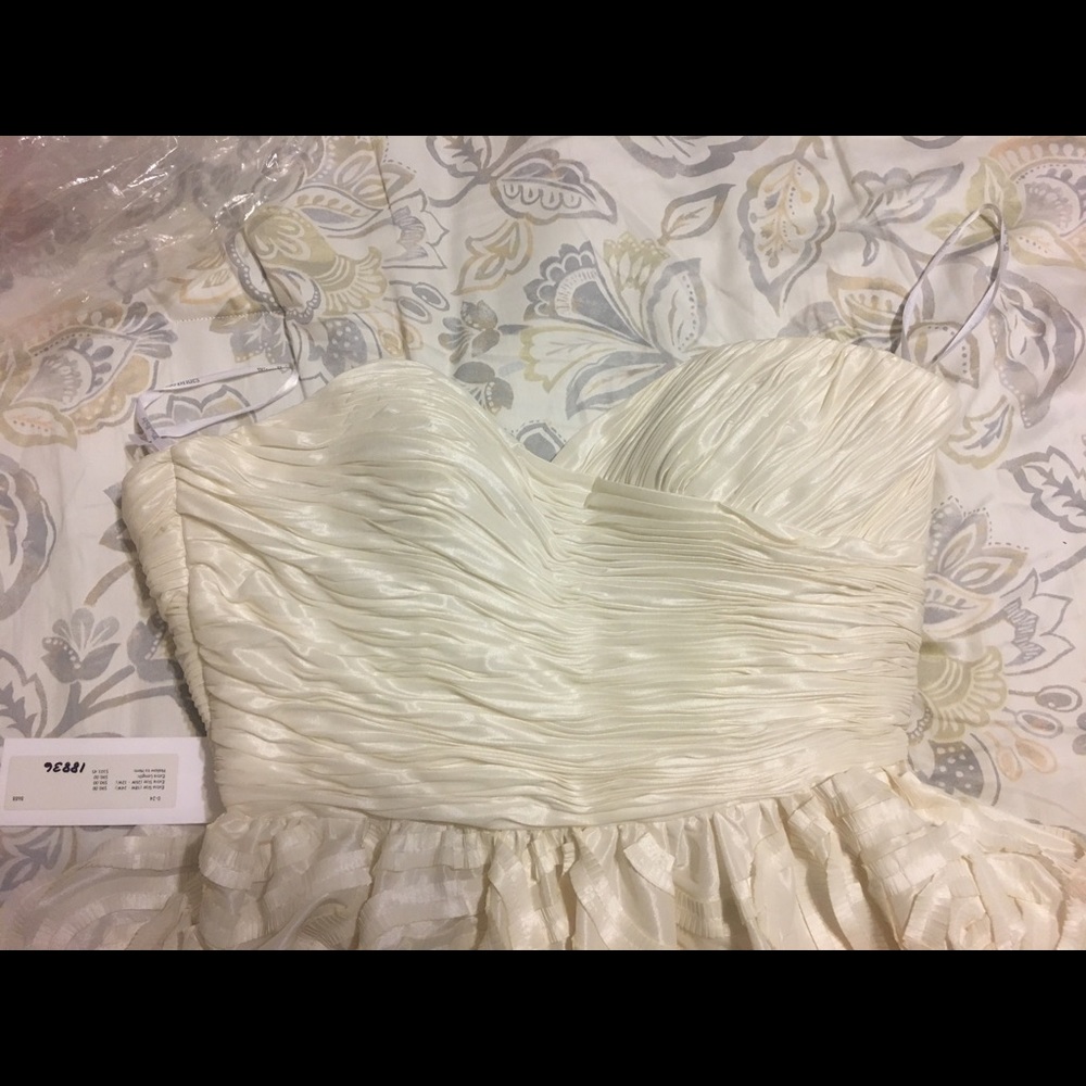 Wtoo Camilla Ivory size 10! Pockets! Sweetheart! - Picture 4 of 5