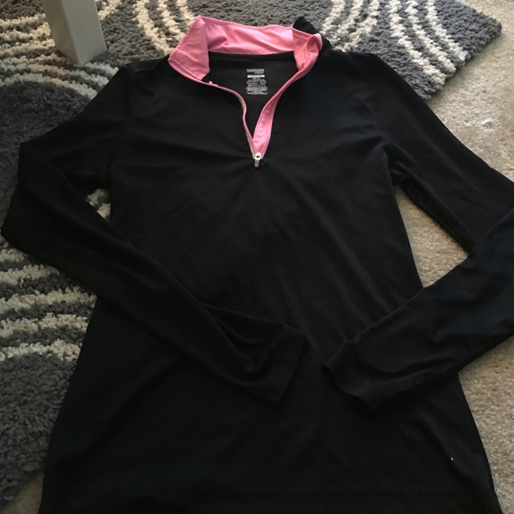 Athletic top