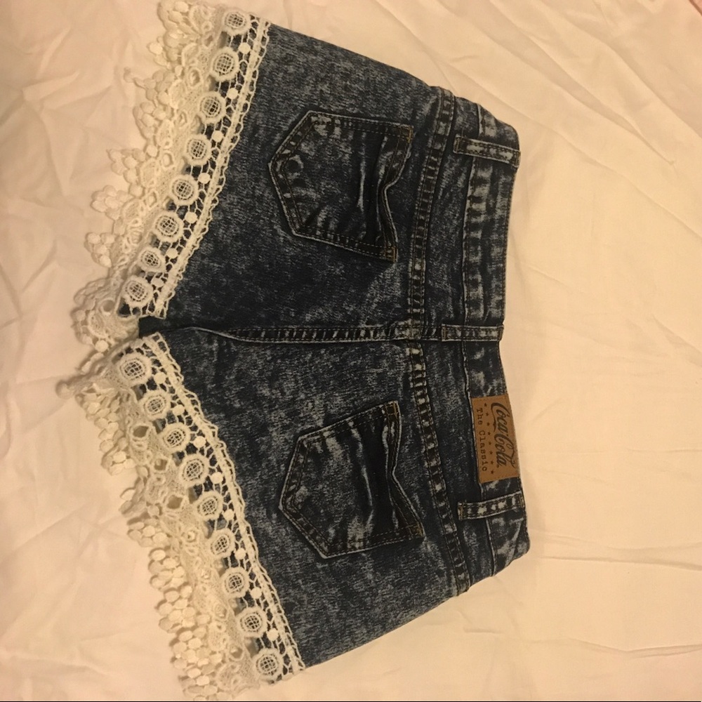 Shorts - Picture 2 of 2