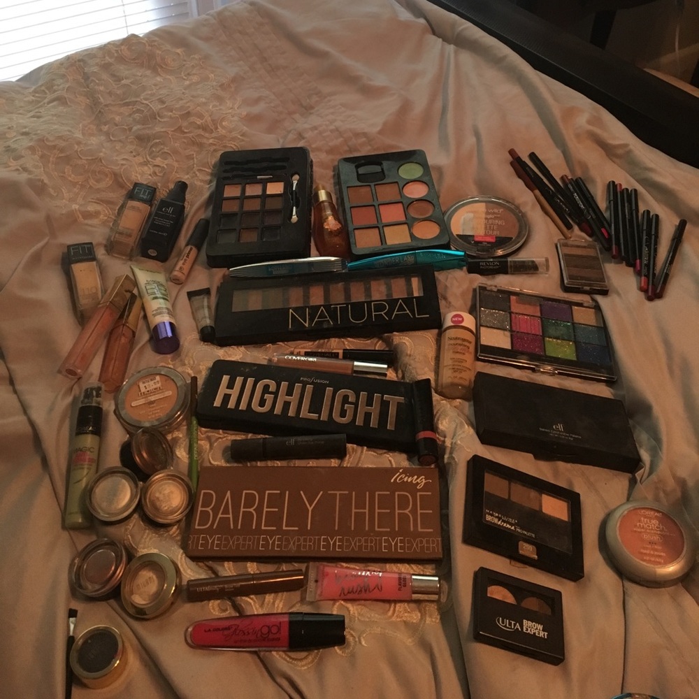 Lot of makeup!
