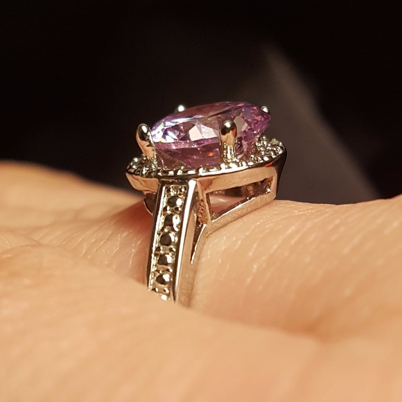 Lavender and Silver ring - Picture 3 of 6