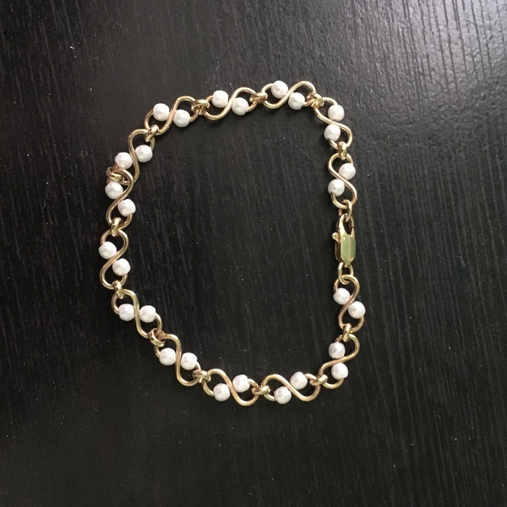 Gold Pearl bracelet