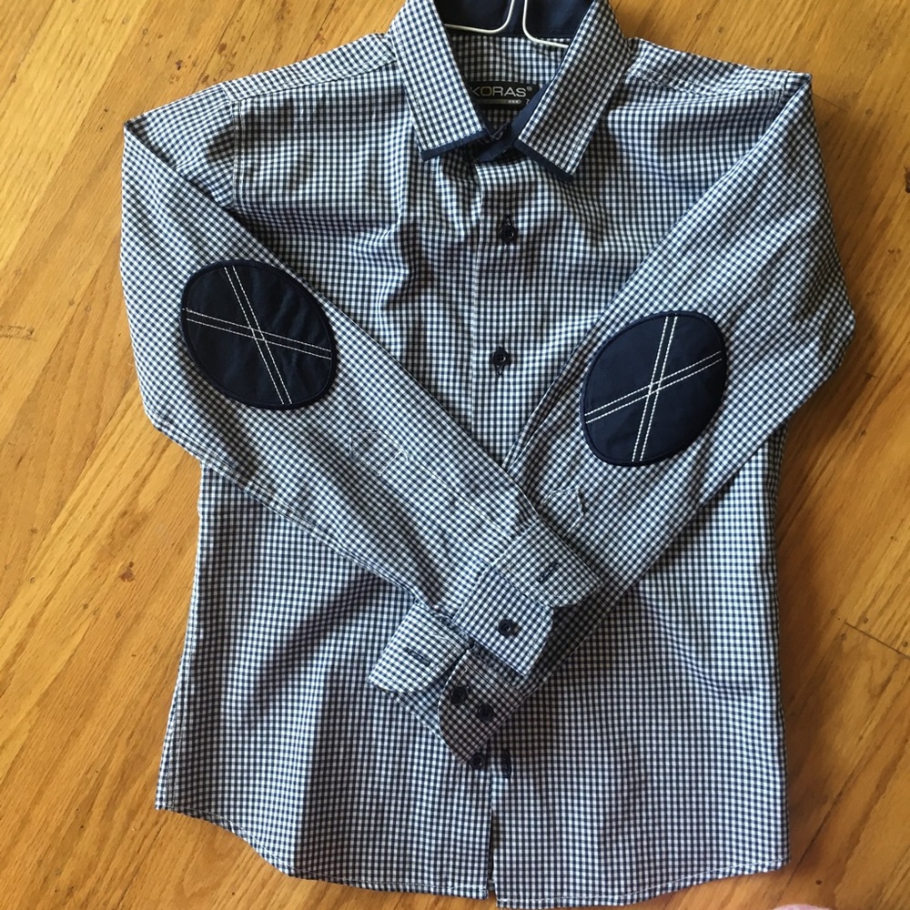 Boys stylish button down shirt size 7