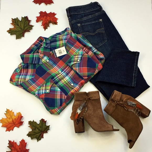 Ralph Lauren Tops - Major SALE 🛍🛍 Leaves are falling Ralph Lauren
