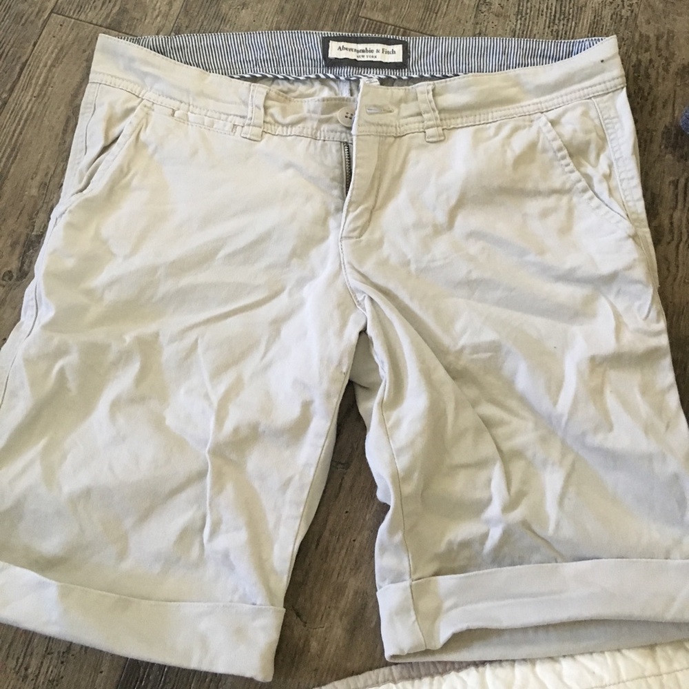 Abercrombie knee length shorts