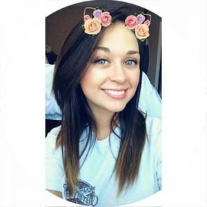 Meet your Posher, Chelsie