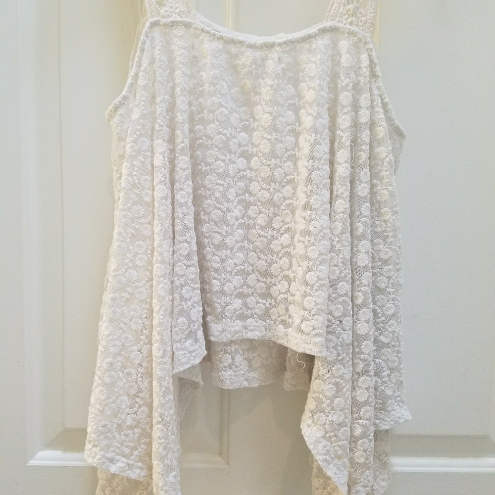 Beautiful lace Anthropologie tank - Picture 3 of 3