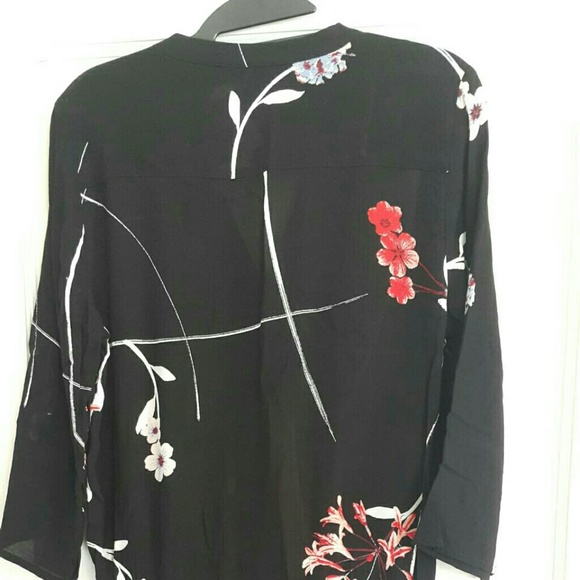 Floral Faux Wrap Dress - Picture 4 of 4