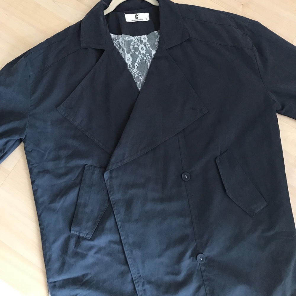Boxy jacket fully lined with lace - Picture 7 of 8