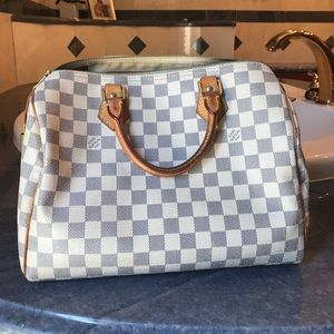 Louis Vuitton speedy 30