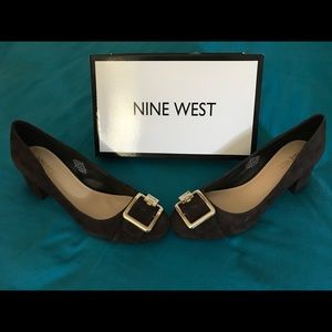 Nine West Brown Suede Sce 10 kitten chunky heel