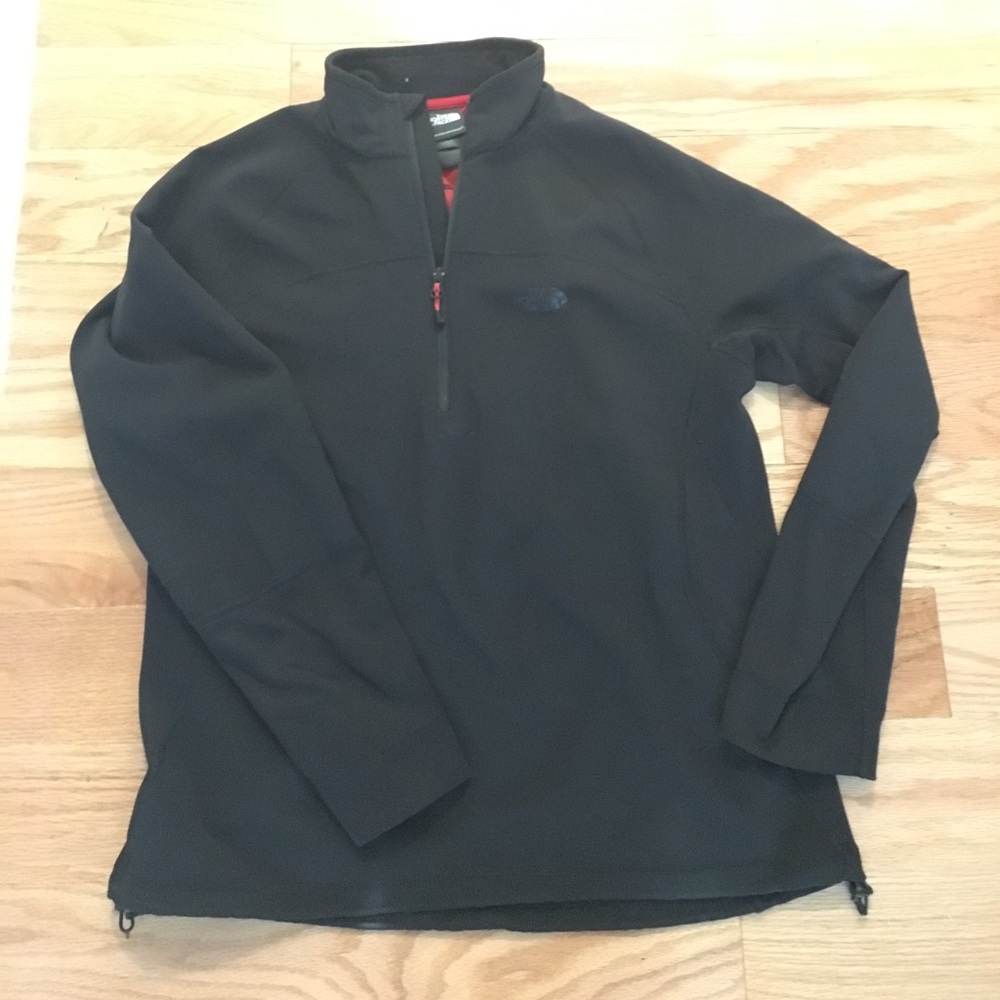 Black north face pullover