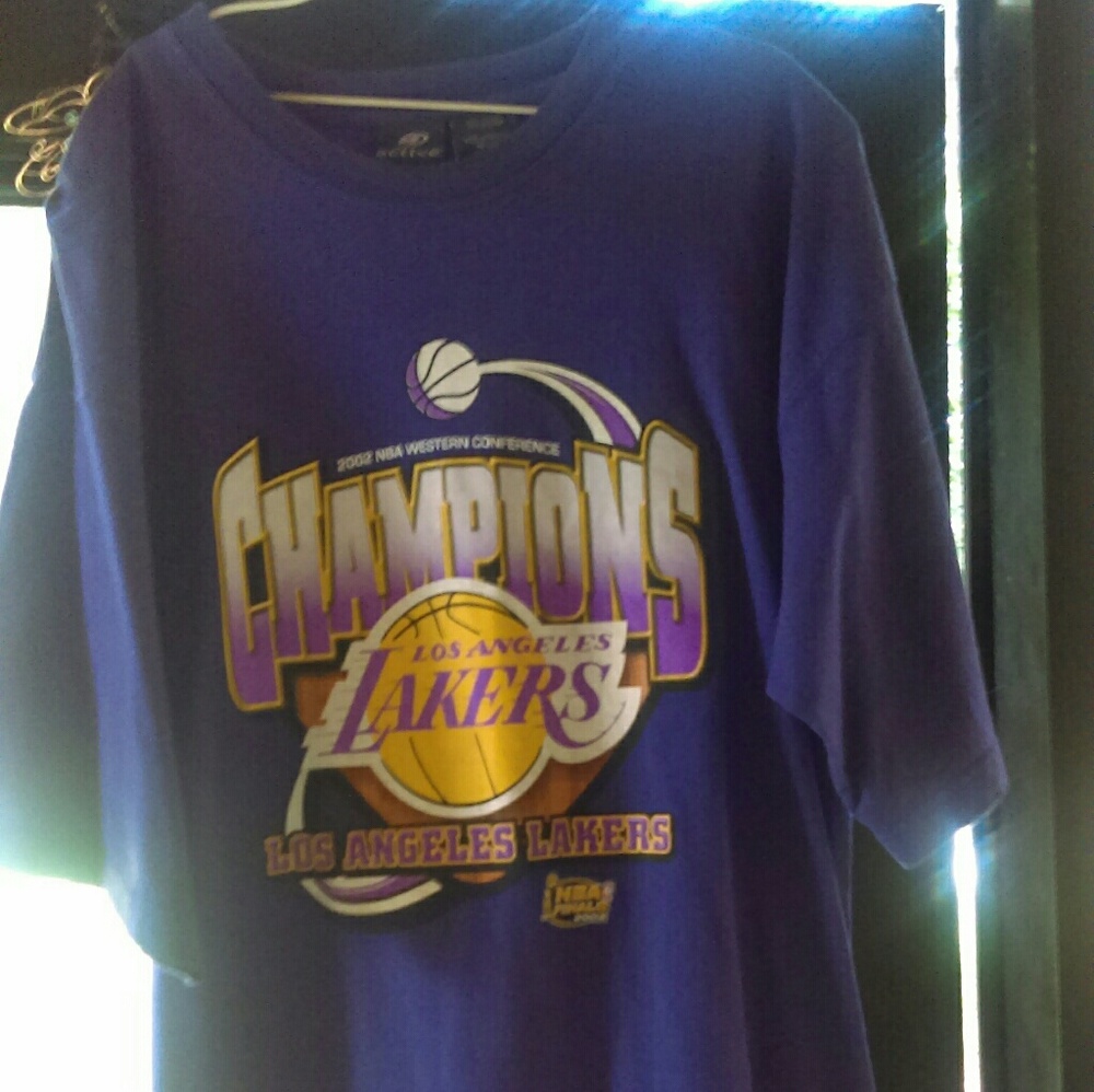 Los Angeles Lakers Champions Shirt