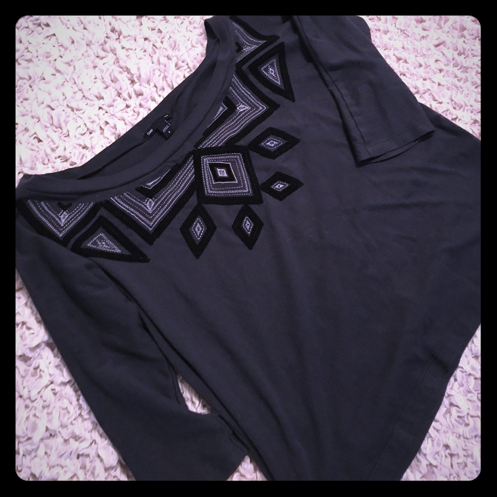 3/4 length geo shirt